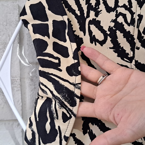 Courtenay Cream/Black Button Up Cotton Blazer Jacket. Size 16 NWOT - Picture 7 of 9